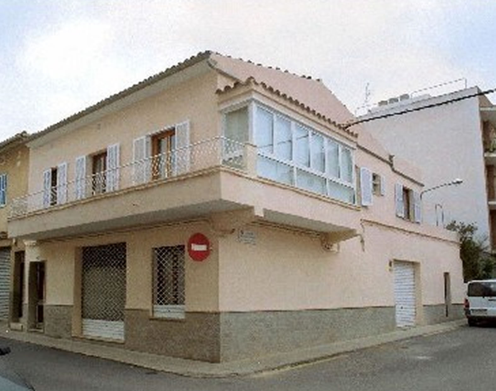 Reforma de fachada en vivienda